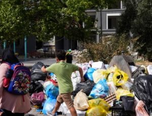 İzmir’de işçi eylemi bitti, çöp çilesi bitmedi