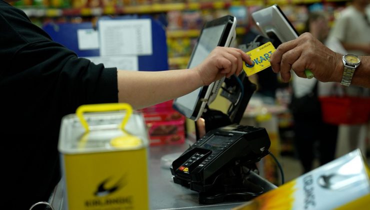 Kocaeli Büyükşehir'den 25 bin haneye 41 kart desteği