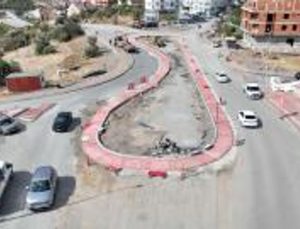 Kocaeli Büyükşehir, trafikte tıkanan damarları birer birer açıyor