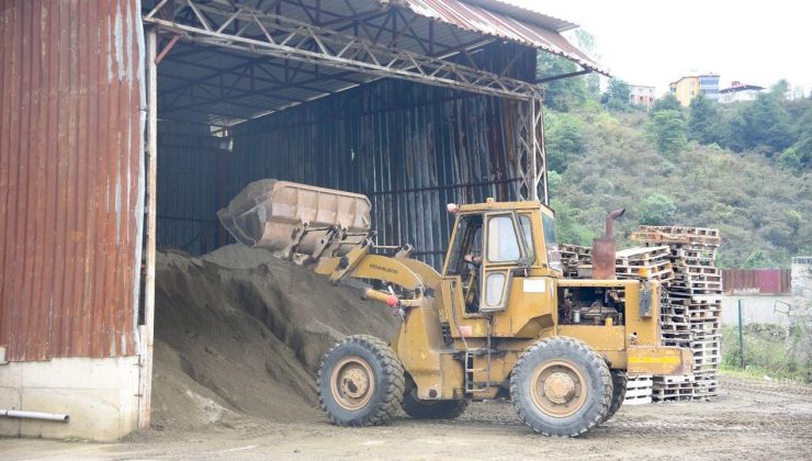 Belediye konkasör tesisi tam kapasite çalışıyor