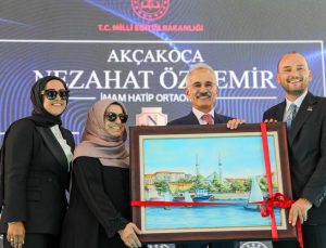 MÜSİAD Başkanı Özdemir, annesi adına Akçakoca’da okul yaptırdı