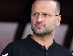 Sivaspor Teknik Direktörü :Başkasının Yediği yemeğin faturasını ben ödemem