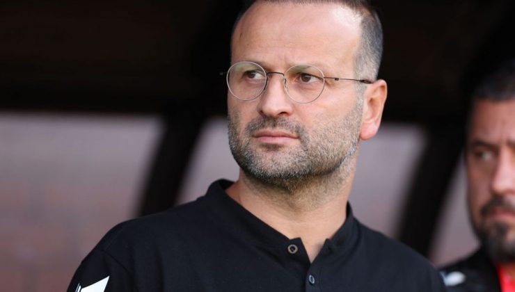 Sivaspor Teknik Direktörü :Başkasının Yediği yemeğin faturasını ben ödemem