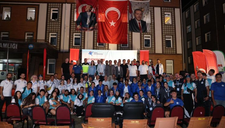 Ardeşen'de Rafting Avrupa Kupası açılış töreni gerçekleştirildi