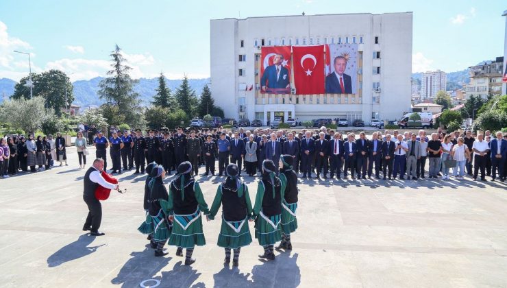 Atatürk'ün Rize'ye gelişinin 101. yılı