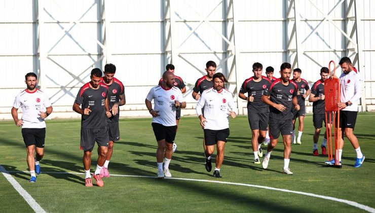 Ay-Yıldızlılar, İspanya Karşılaşmasının Hazırlıklarına Başladı