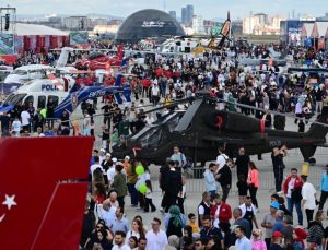 TEKNOFEST İstanbul’da hafta sonu yoğunluğu başladı