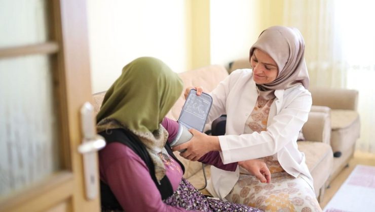 Aksaray Belediyesi'nden 3 bin 200 haneye, aile sıcaklığında hizmet