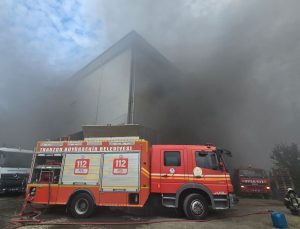 AVM’DE ÇIKAN YANGIN KONTROL ALTINA ALINDI