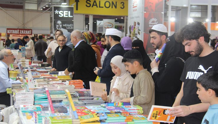 Diyarbakır Kitap Fuarı Yoğun İlgi Görüyor