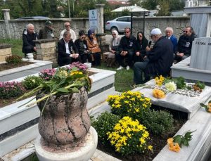 Milli Eğitim Bakanı Akyol Düzce'de mezarı başında anıldı