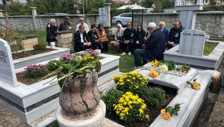 Milli Eğitim Bakanı Akyol Düzce'de mezarı başında anıldı