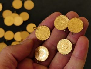 Altında tarihi zirve: Ons 4 bin doları aştı, Çeyrek 9 bin TL’yi geçti!