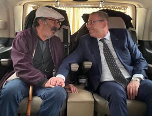 Kars Valisi Ziya Polat’tan yaşlı vatandaşa anlamlı davranış