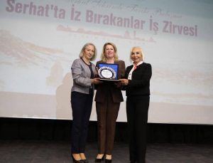 Kars’ta “Serhat’ta İz Bırakanlar İş Zirvesi” gerçekleştirildi