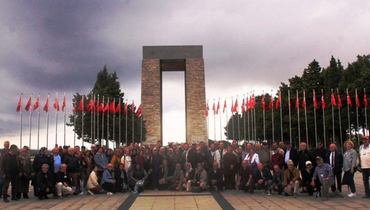 Çanakkale gezisi sonrası emeklilerden Başkan Genç ve Başkan Kaya’ya teşekkür