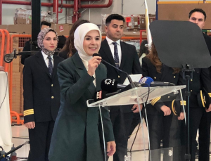 Bakan Göktaş, Aydın'da genç pilotlarla buluştu