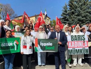 "Gazze için sessiz çığlık" etkinliği Kars'ta da eş zamanlı gerçekleştirildi