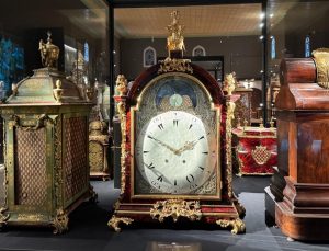 Topkapı Sarayı’nın asırlık saatleri ilk kez gün yüzüne çıkıyor