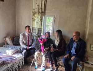 1 Ekim Yaşlılar Gününde Yaşlılar evinde ziyaret edildi