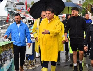 Fethiye'de yağış rekoru belediye sahada, ekipler seferber