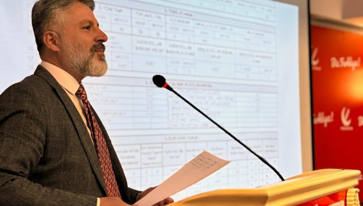 Yeniden Refah Partili Vural; “Milletin Birliğine, Ülkenin Bütünlüğüne Uzanan Hiçbir Senaryoya Geçit Verilmeyecektir”