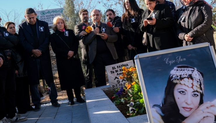 Ayşe Şan Mezarı Başında Anıldı