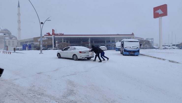 Diyarbakır Büyükşehir Belediyesi ve Karayolları Sınıfta Kaldı!