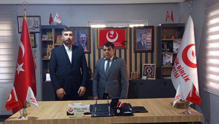 Büyük Birlik Partisi Diyarbakır İl Binasında Ağrı Doğubayazıt İlçe Başkanı Sinan Salman Ağırlandı