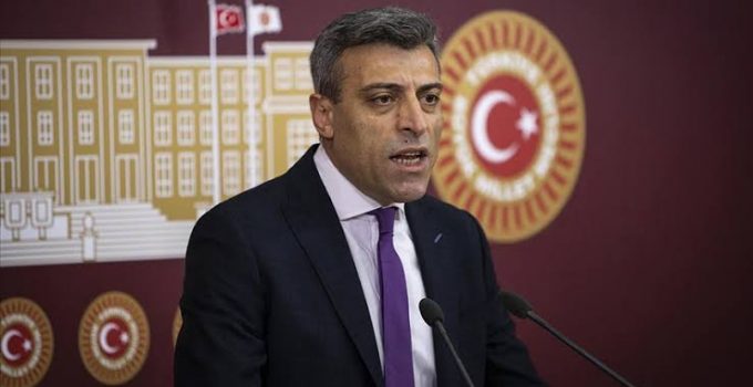 Öztürk Yılmaz: Metin var ama taraflar yok eleştirisi