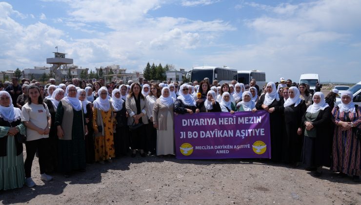 Eşbaşkan Bucak, Anneler Günü Açıklamasına Katıldı