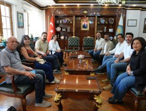 Sanatçı Mikail Aslan’dan Eşbaşkanlara Ziyaret