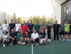 The BOSS’ tan Teniste Zirve Organizasyon 300 Bin TL Değerinde Altın Ödül