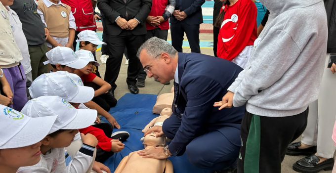 Diyarbakır’da Öğrenciler Sağlık Konularında Bilgilendirildi